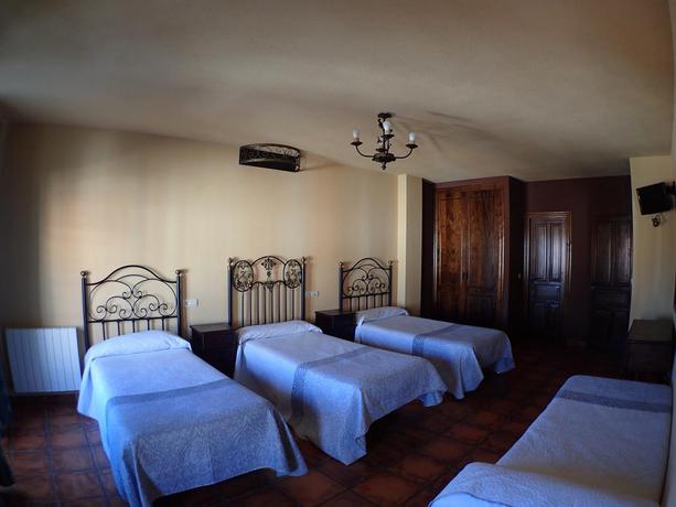 Imagen general del Hostal Santiago, Carrión de los Condes. Foto 5