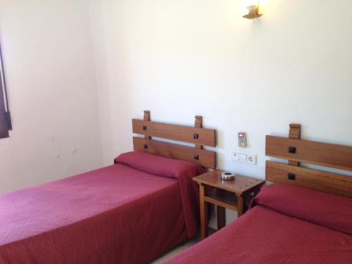 Imagen de la habitación del Hostal Santiago, Écija. Foto 7