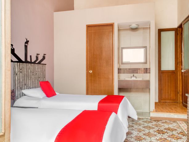 Imagen de la habitación del Hostal Santo Domingo, Centro Hist&oacute;rico de Puebla. Foto 3