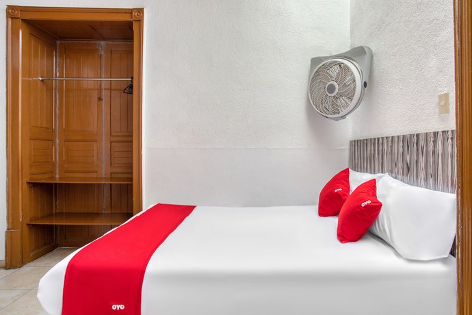 Imagen de la habitación del Hostal Santo Domingo, Centro Hist&oacute;rico de Puebla. Foto 7