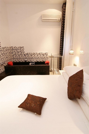 Imagen de la habitación del Hostal Santo Domingo, Gran V&iacute;a. Foto 4