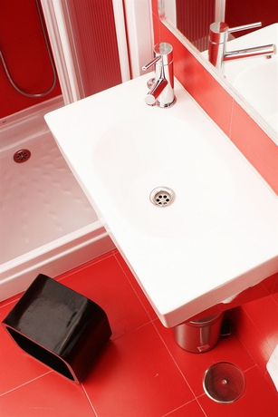 Imagen de la habitación del Hostal Santo Domingo, Madrid. Foto 6