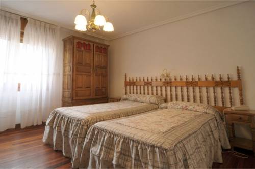 Imagen de la habitación del Hostal Santo Domingo de Silos, SANTO DOMINGO DE SILOS. Foto 2