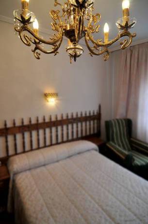 Imagen de la habitación del Hostal Santo Domingo de Silos, SANTO DOMINGO DE SILOS. Foto 5