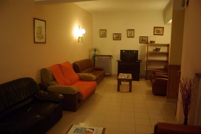 Imagen general del Hostal Sayola. Foto 4