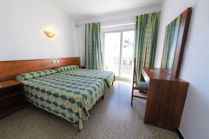 Imagen de la habitación del Hostal Sb Arenal. Foto 6