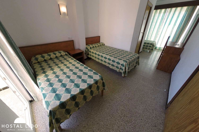 Imagen de la habitación del Hostal Sb Arenal. Foto 7