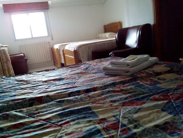 Imagen de la habitación del Hostal Sequeiros. Foto 7