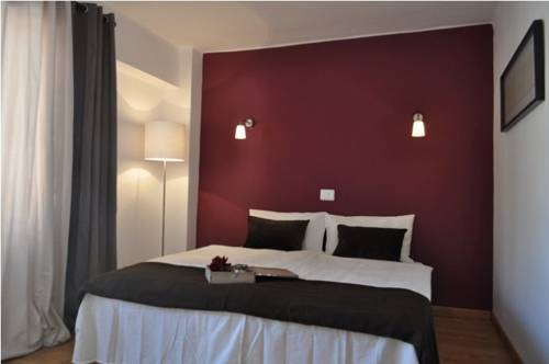Imagen general del Hostal Seven Hostal Y Spa. Foto 2
