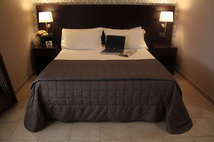 Imagen de la habitación del Hostal Seven Kings Relais. Foto 4