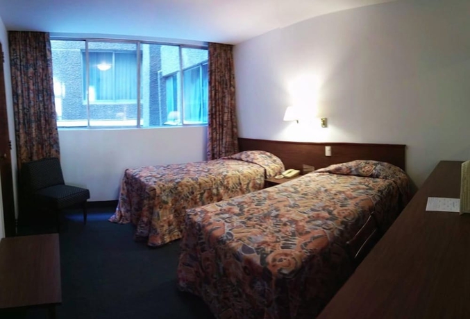 Imagen de la habitación del Hostal Sevilla, Ciudad de México. Foto 9