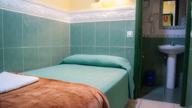 Imagen de la habitación del Hostal Sevilla Florida Center. Foto 5