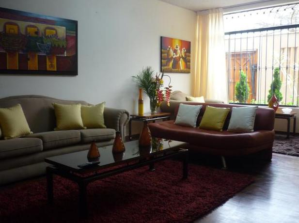 Imagen de los interiores del Hostal Sevilla House. Foto 7