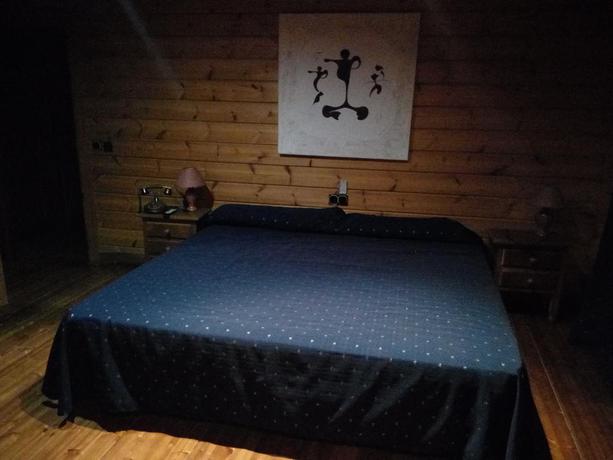 Imagen de la habitación del Hostal Sierra De Baza. Foto 2