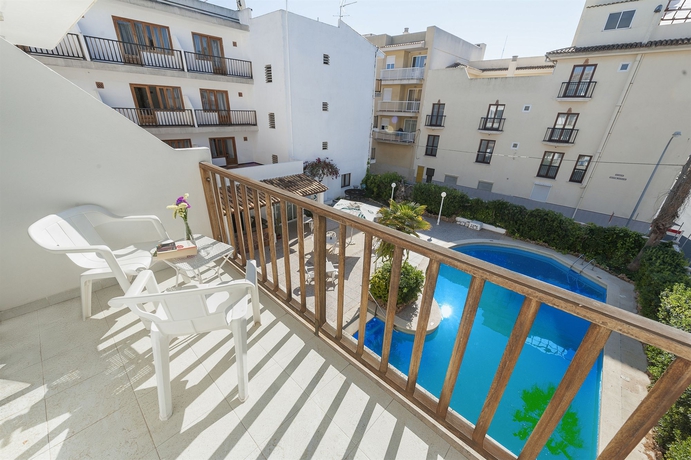 Imagen de la habitación del Hostal Singular Cala Ratjada by Eurotels. Foto 5