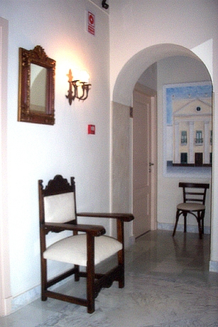 Imagen de los interiores del Hostal Sixto, Rota. Foto 5