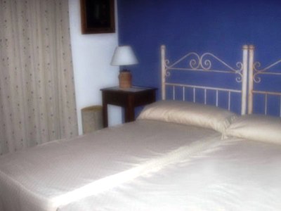 Imagen de la habitación del Hostal Sixto, Rota. Foto 2