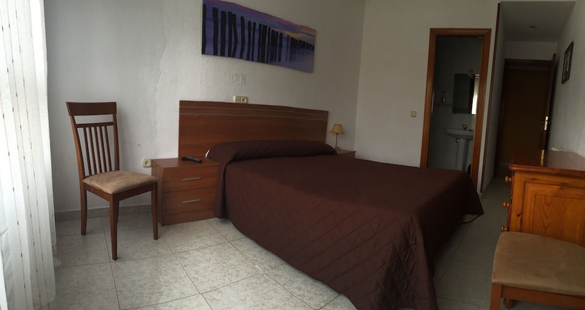 Imagen de la habitación del Hostal Sol Naciente. Foto 10