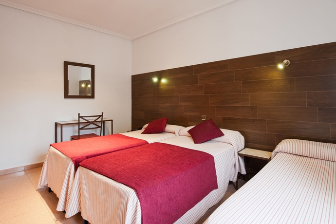 Imagen de la habitación del Hostal Sol, Toledo. Foto 10