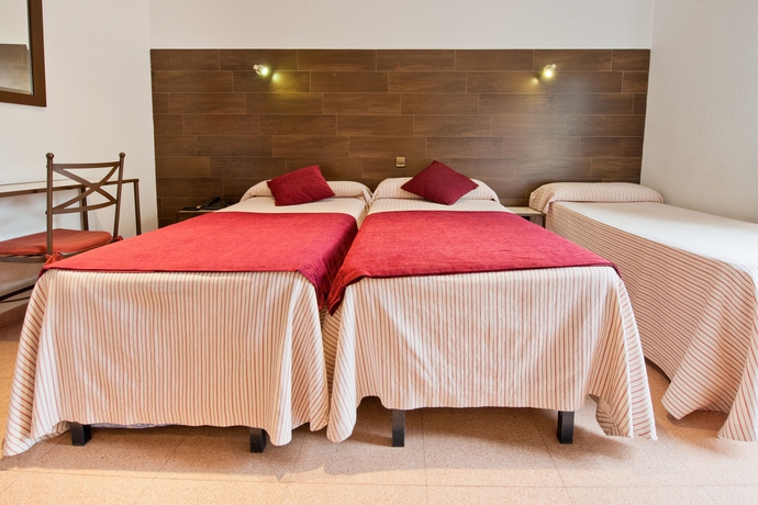 Imagen de la habitación del Hostal Sol, Toledo. Foto 11