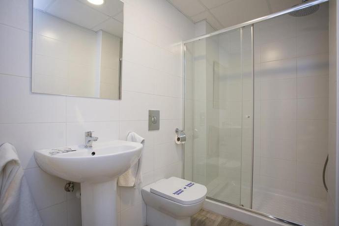 Imagen de la habitación del Hostal Sol y Miel. Foto 4