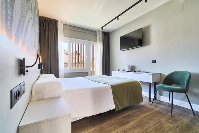 Imagen de la habitación del Hostal Sol y Miel. Foto 14