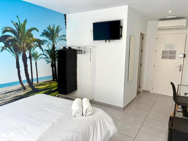 Imagen de la habitación del Hostal SolRoom (Plz La Nogalera) - Adults Only. Foto 3