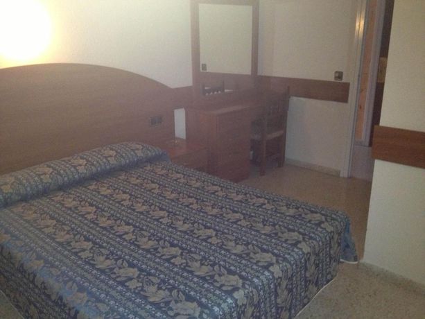 Imagen de la habitación del Hostal Solfina. Foto 5