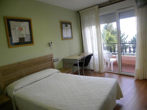 Imagen de la habitación del Hostal Solymar, Muros. Foto 6