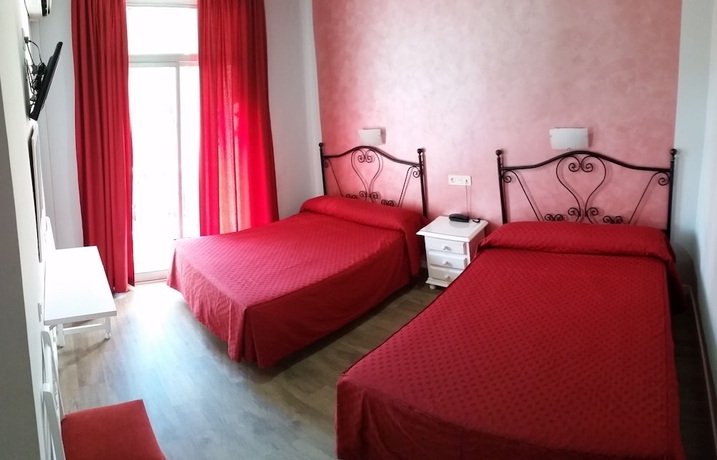 Imagen de la habitación del Hostal Sonia, Granada. Foto 3