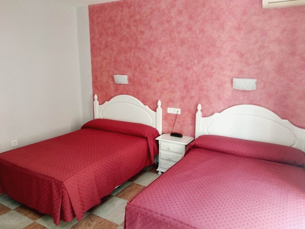 Imagen de la habitación del Hostal Sonia, Granada. Foto 16