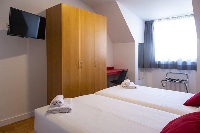 Imagen de la habitación del Hostal Spa Suites Odeon. Foto 2