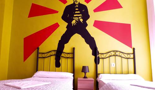 Imagen de la habitación del Hostal Summer Hostel Cádiz. Foto 11