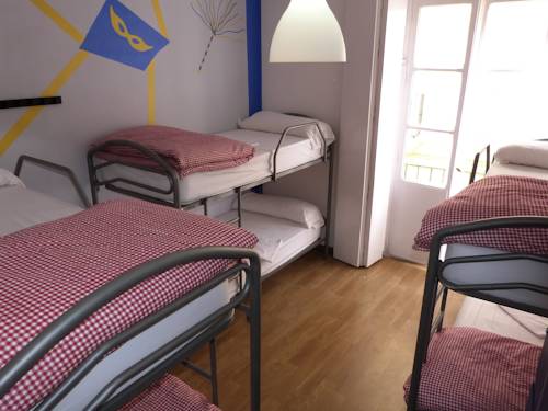 Imagen de la habitación del Hostal Summer Hostel Cádiz. Foto 14