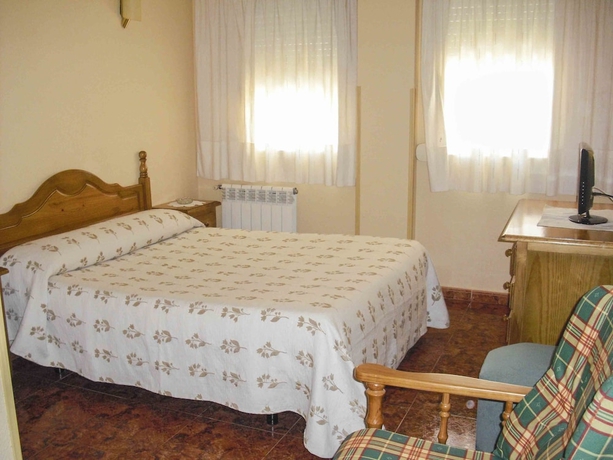 Imagen de la habitación del Hostal Sunami. Foto 6