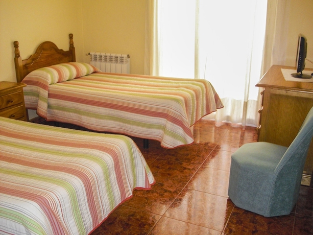 Imagen de la habitación del Hostal Sunami. Foto 7