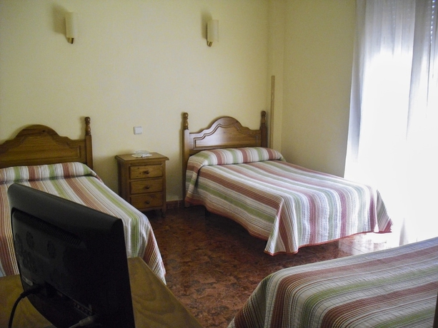 Imagen de la habitación del Hostal Sunami. Foto 8