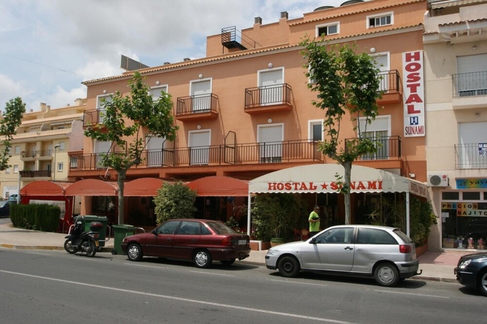 Imagen general del Hostal Sunami. Foto 5