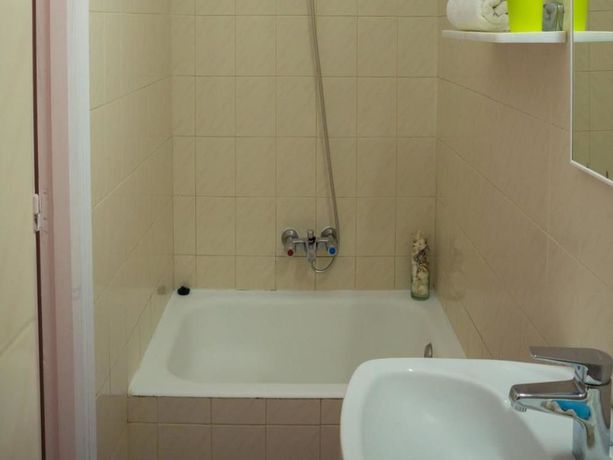 Imagen de la habitación del Hostal Sunset Ibiza. Foto 6