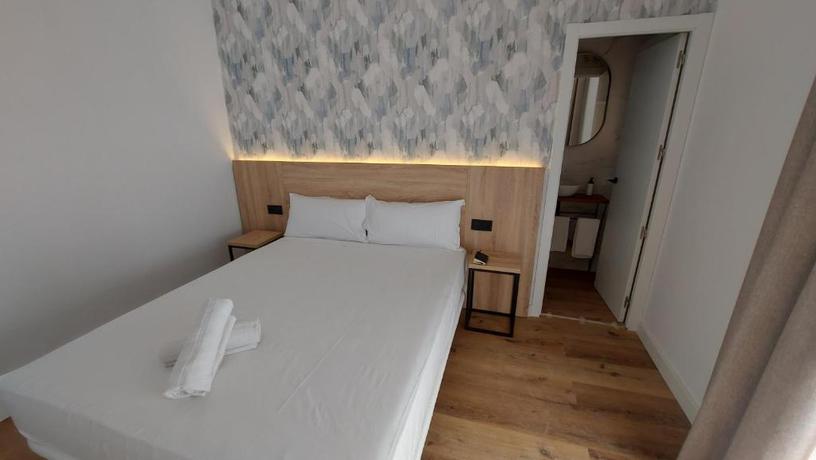 Imagen general del Hostal Sweet Lloret Suites. Foto 5