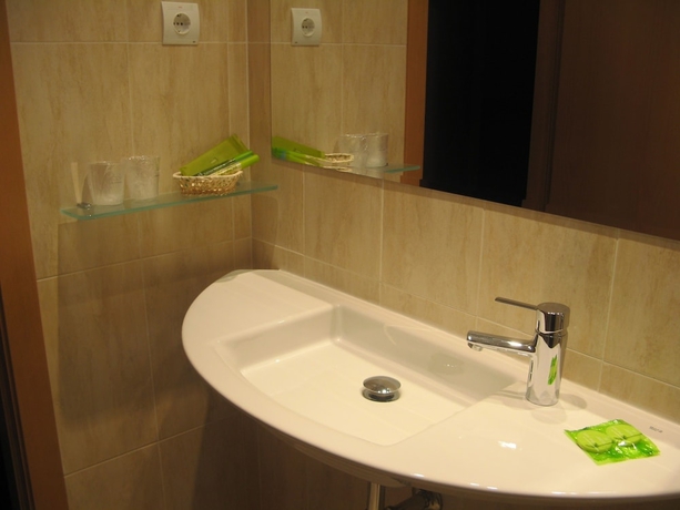 Imagen de la habitación del Hostal T4. Foto 9