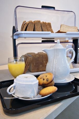 Imagen del bar/restaurante del Hostal T4. Foto 7