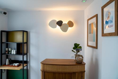 Imagen de los interiores del Hostal Tarantelo Conil. Foto 12