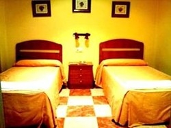 Imagen de la habitación del Hostal Tarifa, Albaida. Foto 7