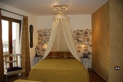 Imagen de la habitación del Hostal Temático El Peñón. Foto 12