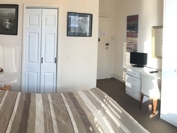 Imagen de la habitación del Hostal Tennyson. Foto 2