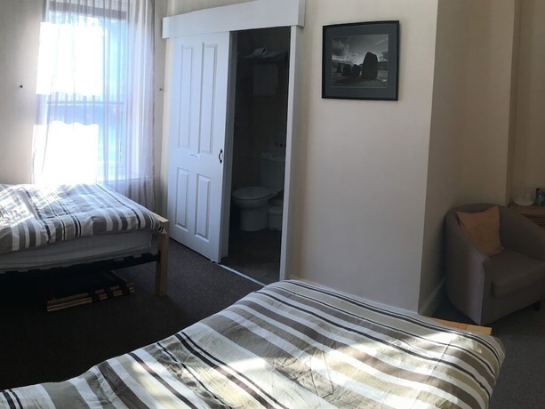 Imagen de la habitación del Hostal Tennyson. Foto 8