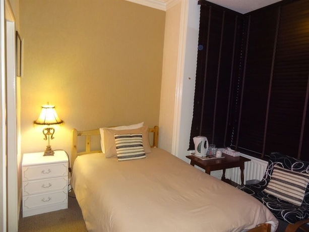 Imagen de la habitación del Hostal Tennyson. Foto 19