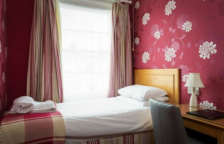 Imagen general del Hostal The Abbey Town House. Foto 8