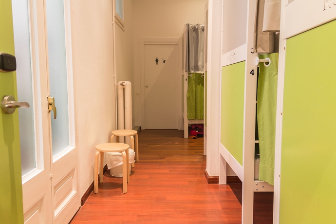 Imagen de la habitación del Hostal The Central House Barcelona Gracia. Foto 4